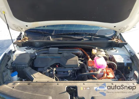 2023 Kia Sportage Hybrid Ex from USA, damaged, VIN KNDPVCAG2P7102995